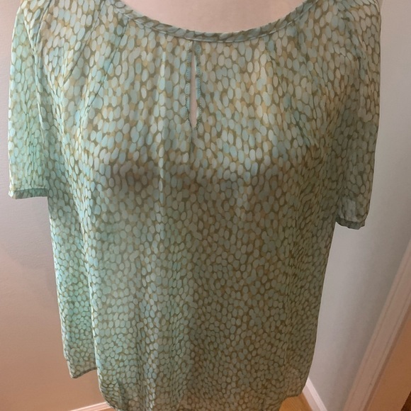 CAbi sheer floral tunic, size M - Picture 3 of 7